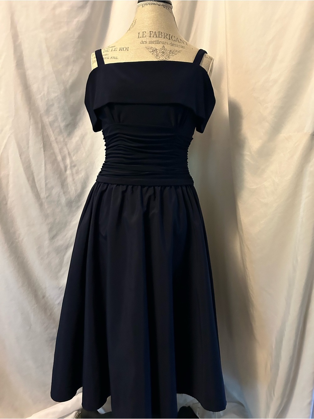 Elegant Navy Off-Shoulder Midi Dress